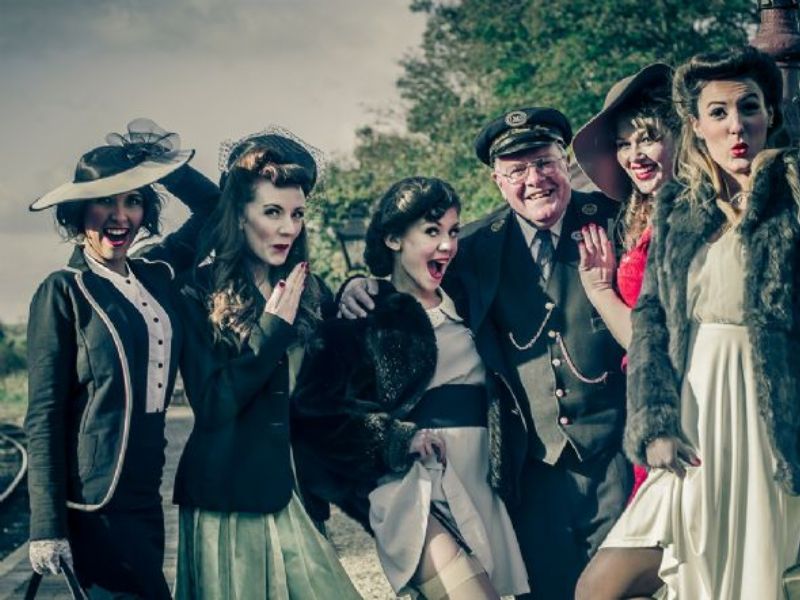 the vintage pin ups